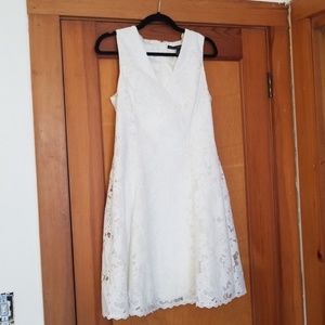White House Black Market Dresses - WHBM 8 white bridal dress! White House Black Market Dresses - WHBM 8 white bridal dress!